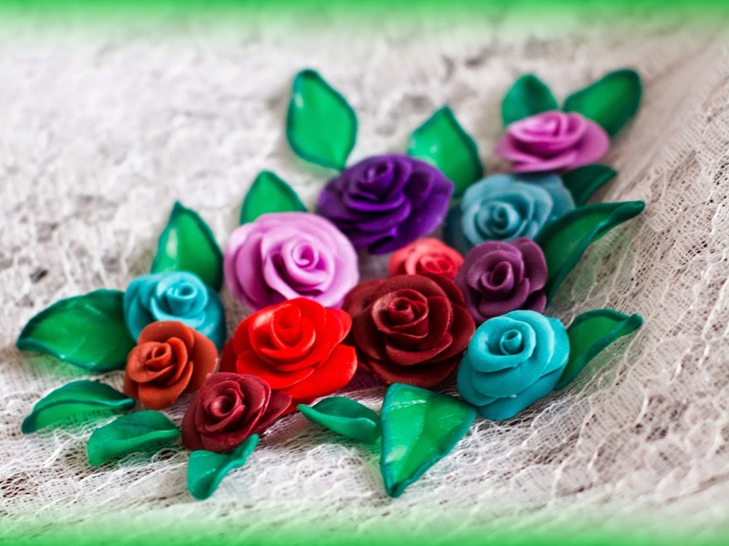 Разноцветные розы из глины
