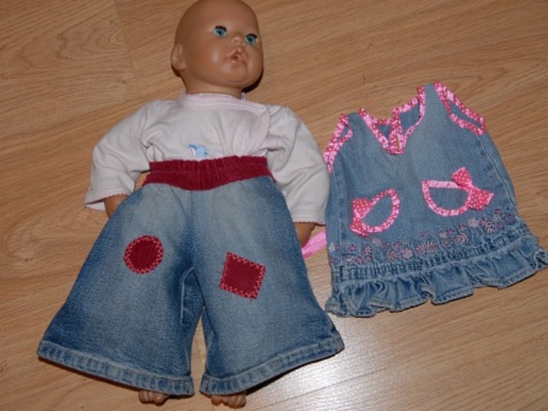 Пошив кукольной одежды из старого джинса