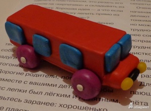 Машинка из пластилина для детей