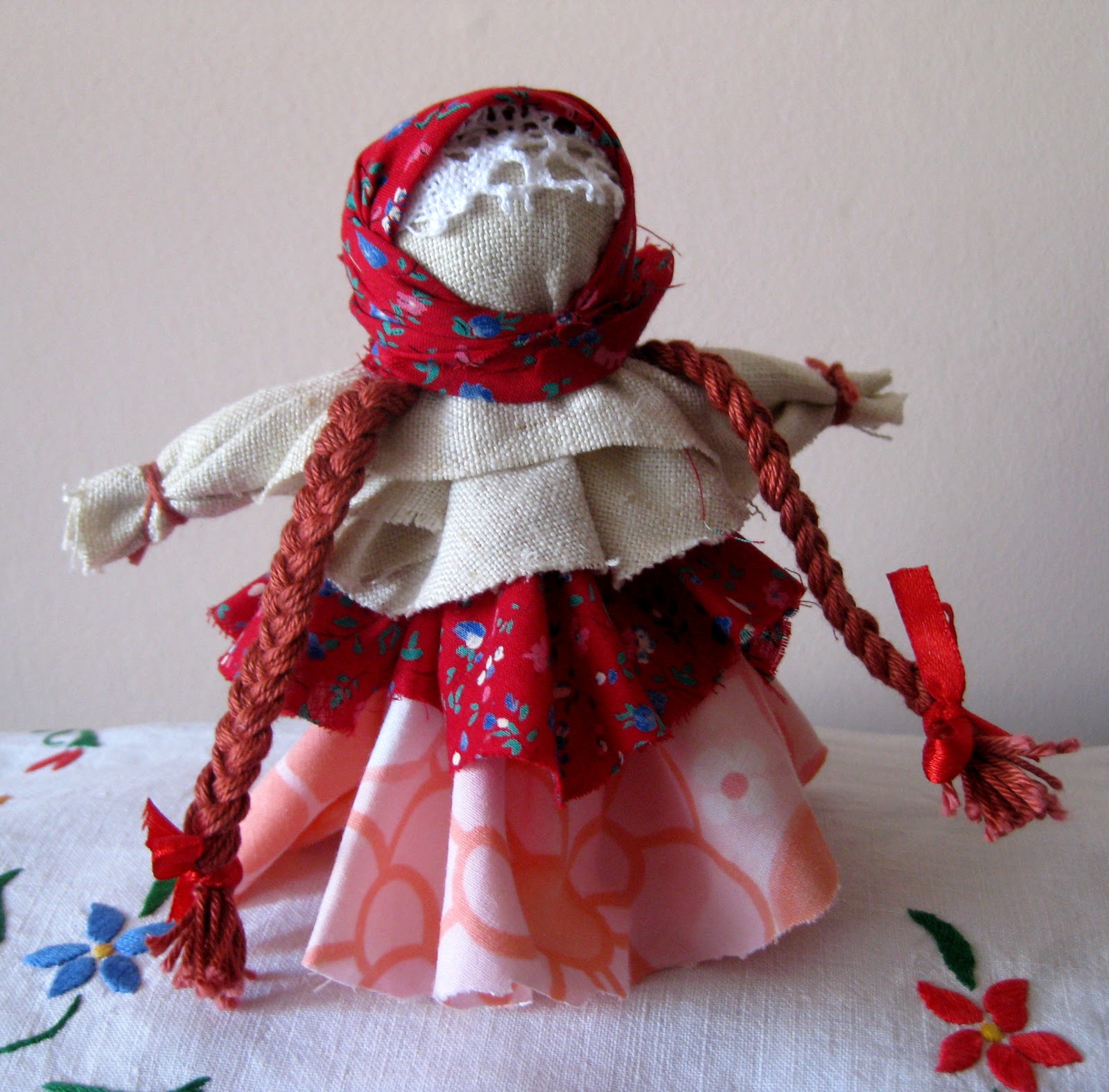 Кукла Весенние народные куклы Нитки Ткань