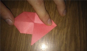 Бумажная оригами лягушка