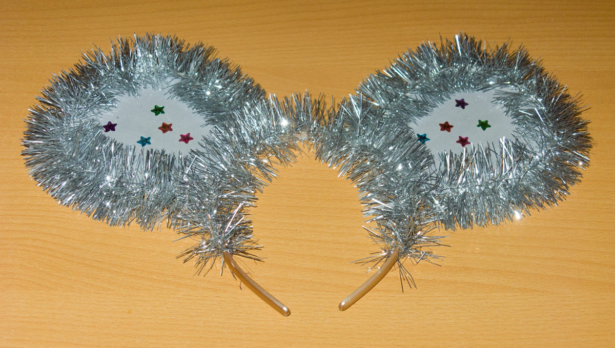 Как сделать ушки мышки на ободке для карнавального костюма? | Помпоны, Выкройки, Фетр