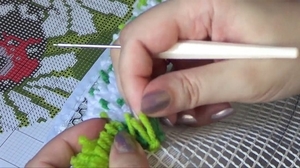 Применение техники ковровой вышивки
