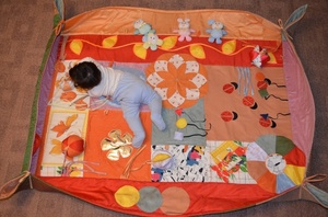  Развивающие коврики для младенцев